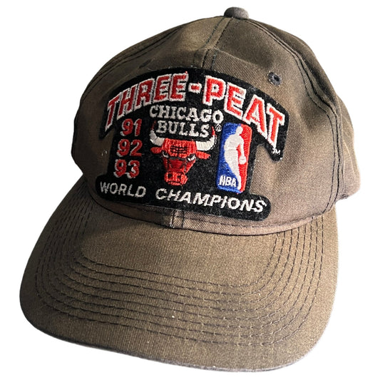 Vintage Chicago Bulls Sports Specialties Three Peat Hat Snapback The Twill NBA